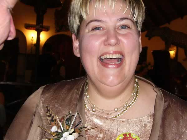 Looking For An Ocularist - Eyes Alive